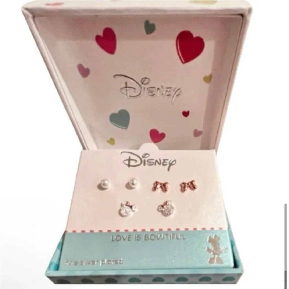 💖HOST PICK💖- NWT- Disney 3-Piece Stud Earring Set in Gift Box